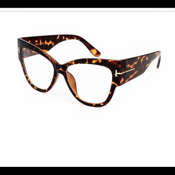 Oversized Sunglasses - Picture 5 of 8